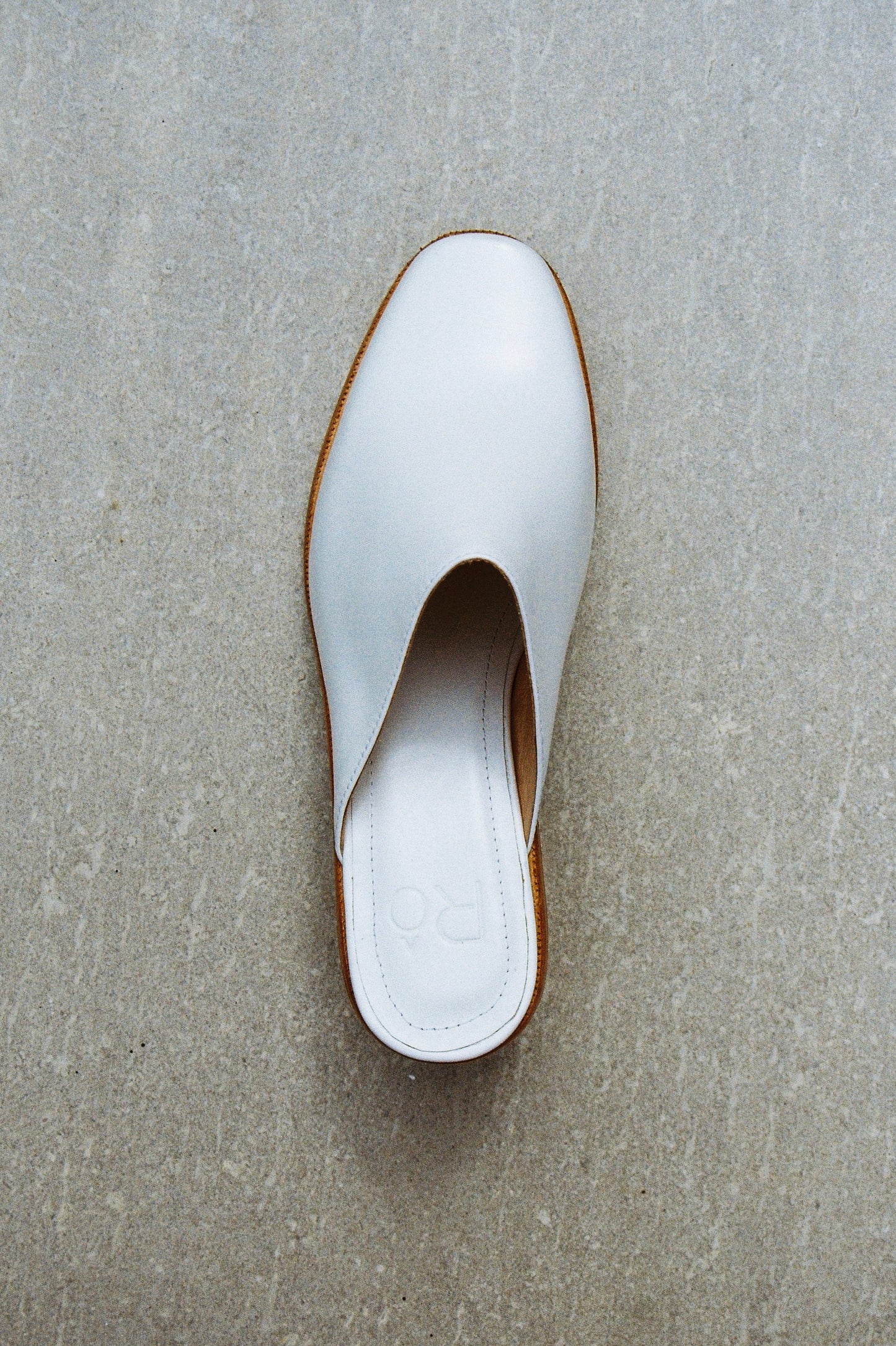 Áraw x Rô Heeled Mules Chalk