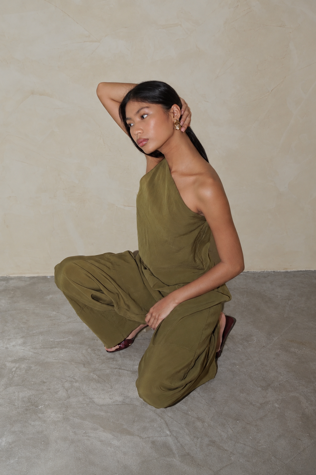 Oblique Top Caper