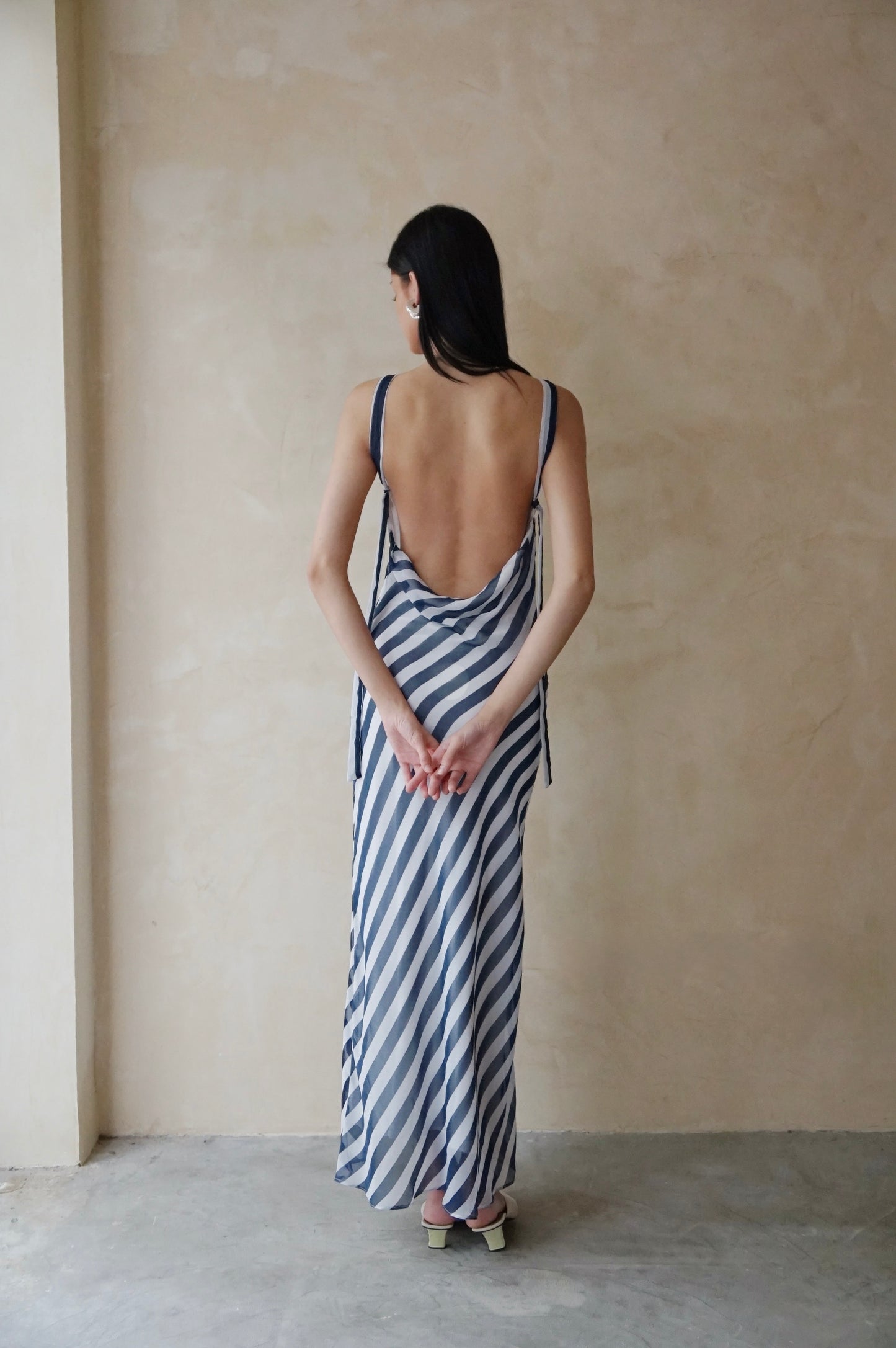 Clio Gown Navy Barcode