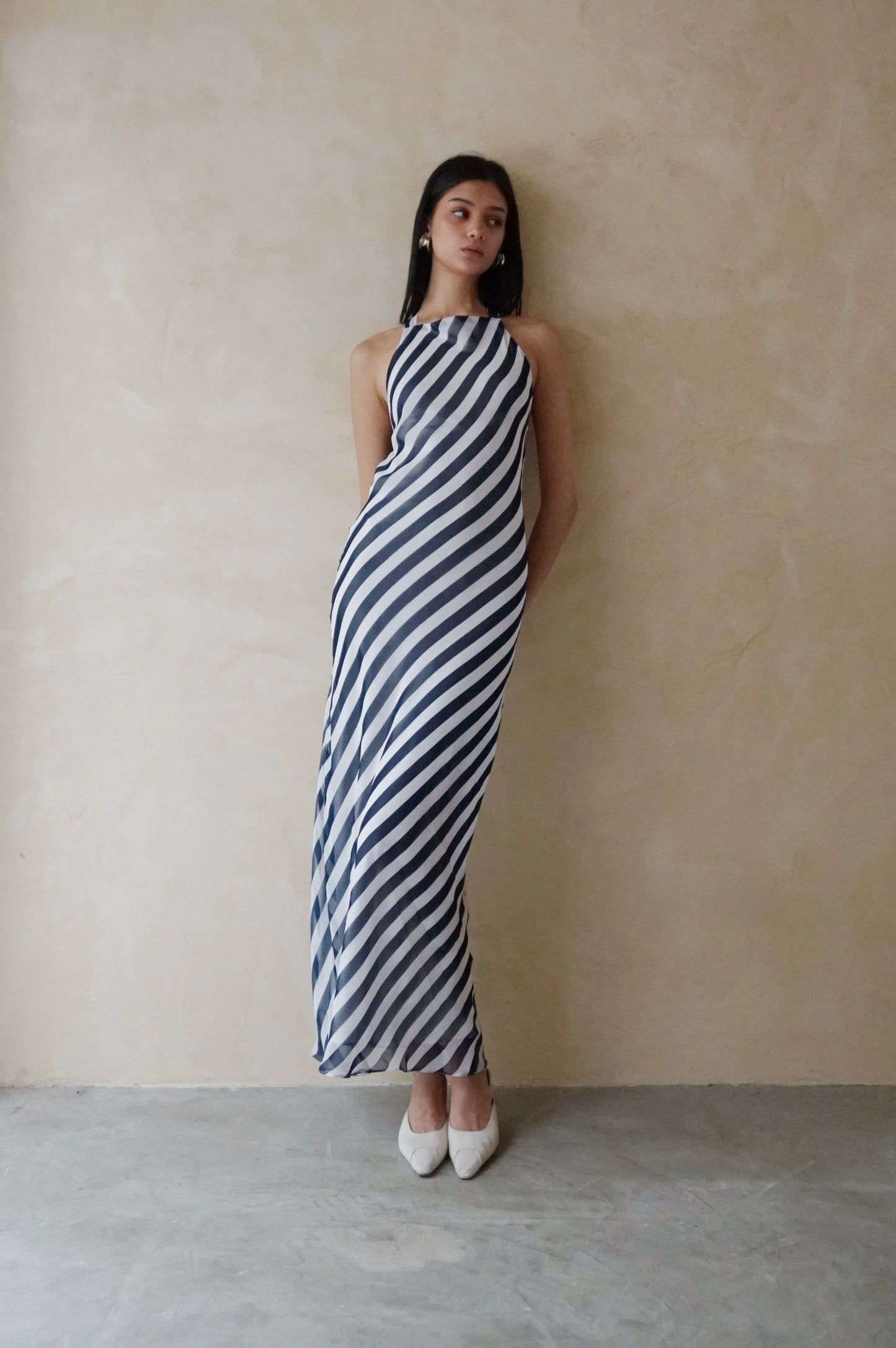 Clio Gown Navy Barcode