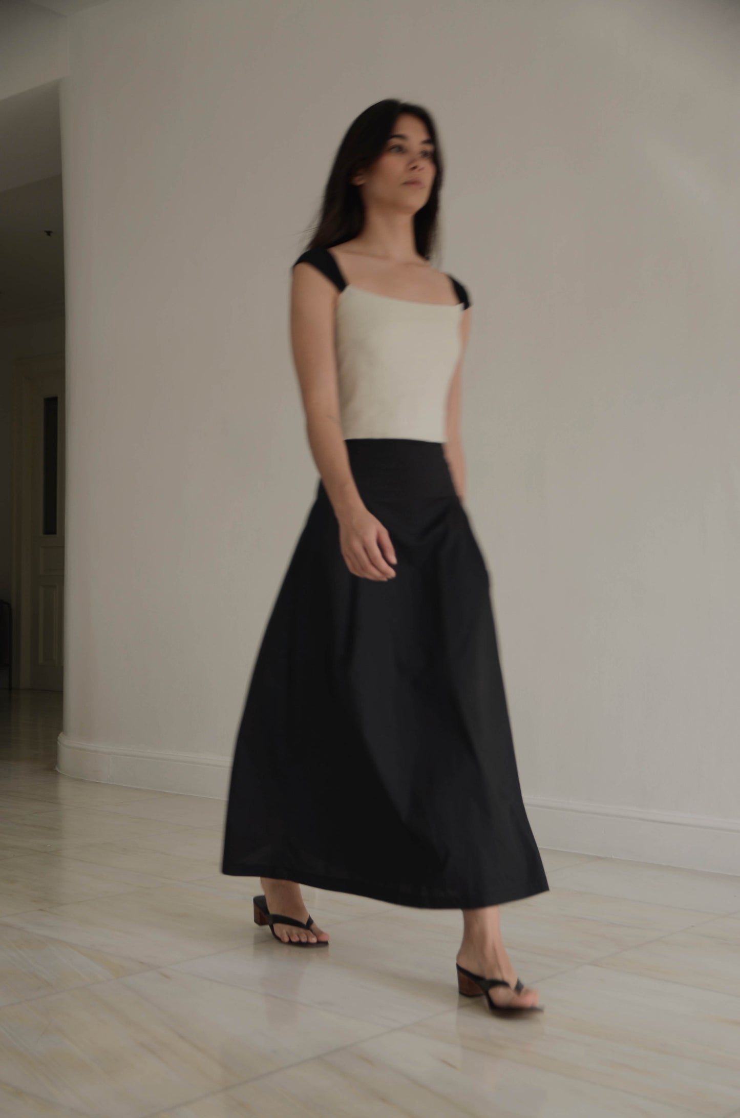 Billow Skirt Obsidian