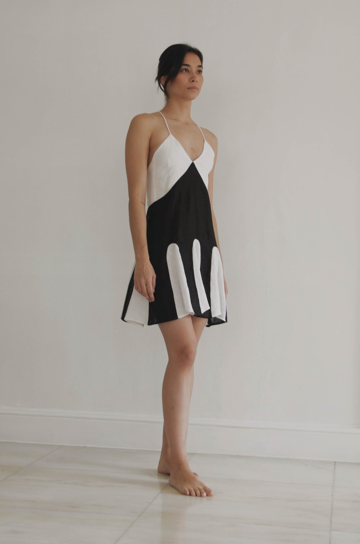 Contrast Calypso Dress Black White