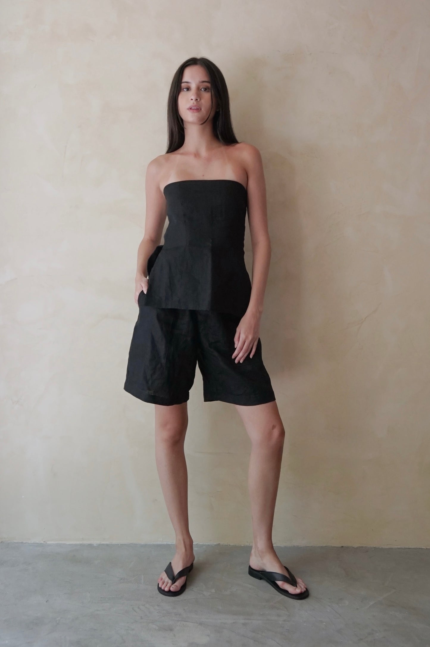 Piper Tube Top Black Pure Linen