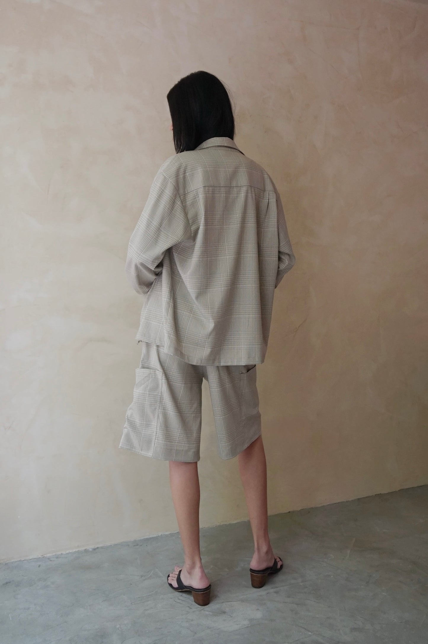 Long Sleeve Zip Shirt Beige Plaid